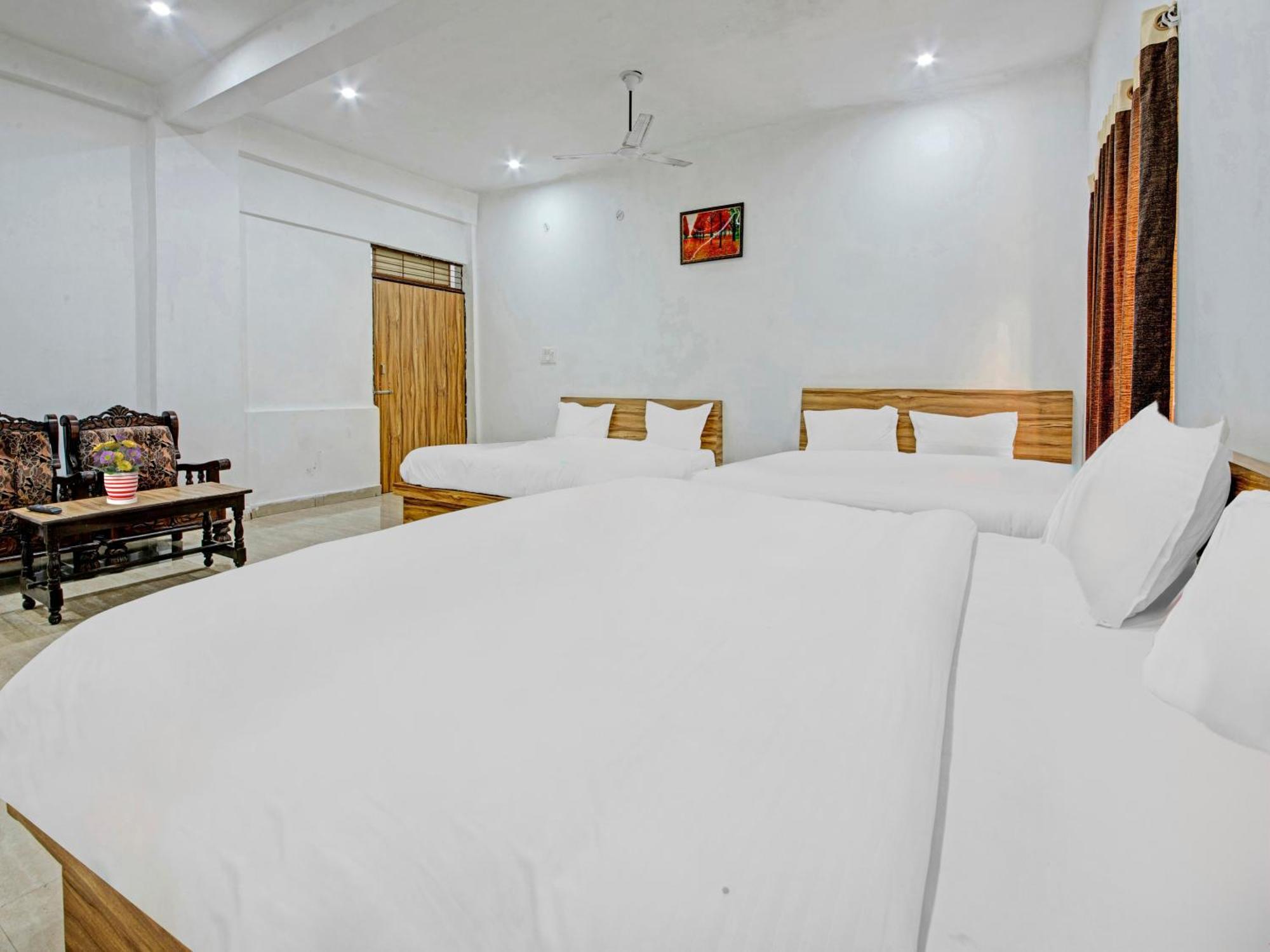Hotel Kailasha Uttarkashi Exterior photo