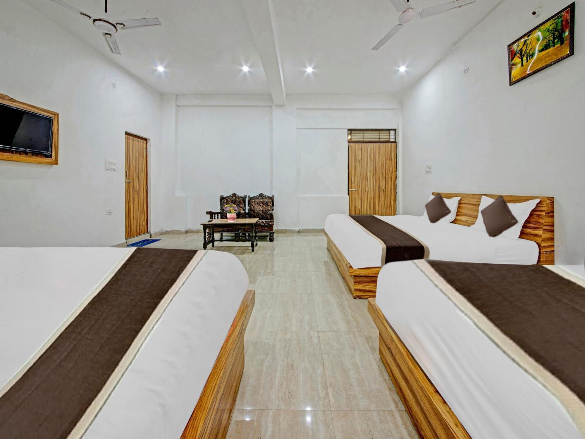 Hotel Kailasha Uttarkashi Exterior photo